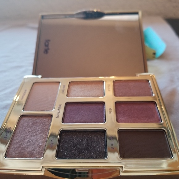 Tarte, "Dream Big full sized eyeshadow pallet,NIB! - Picture 3 of 8